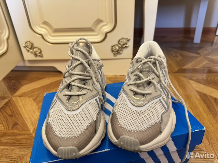 Кроссовки adidas