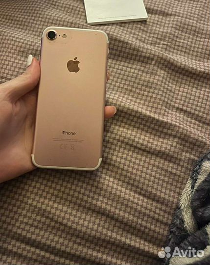 Телефон iPhone 7 32gb
