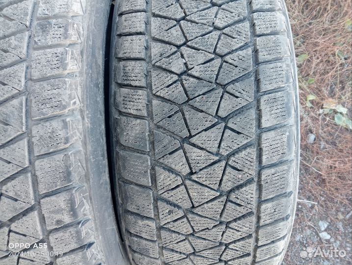 Bridgestone Blizzak Ice 265/45 R21