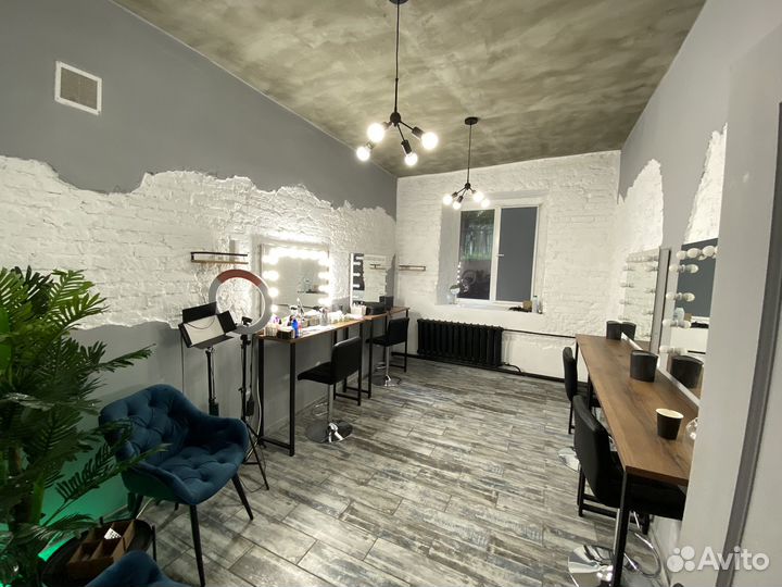 Аренда рабочего места визажиста бровиста