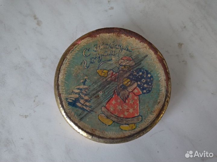 Банка жестяная от монпансье С новым годом 50 года