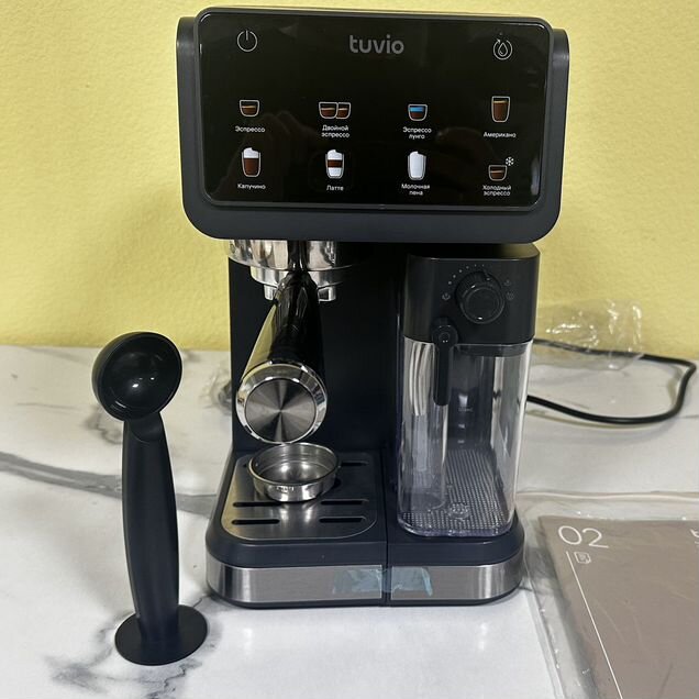 Кофеварка рожковая Tuvio TCM10EA