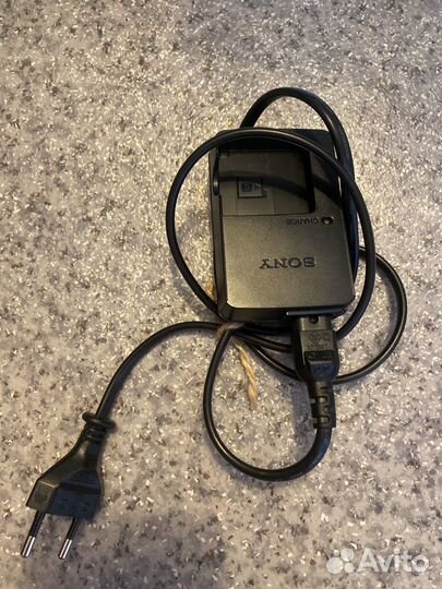 Зарядки шнуры переходники наушники провода