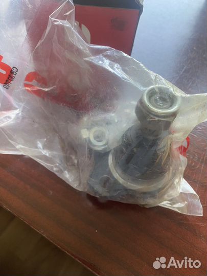 Шарова опора toyota crown jzs 140 новая