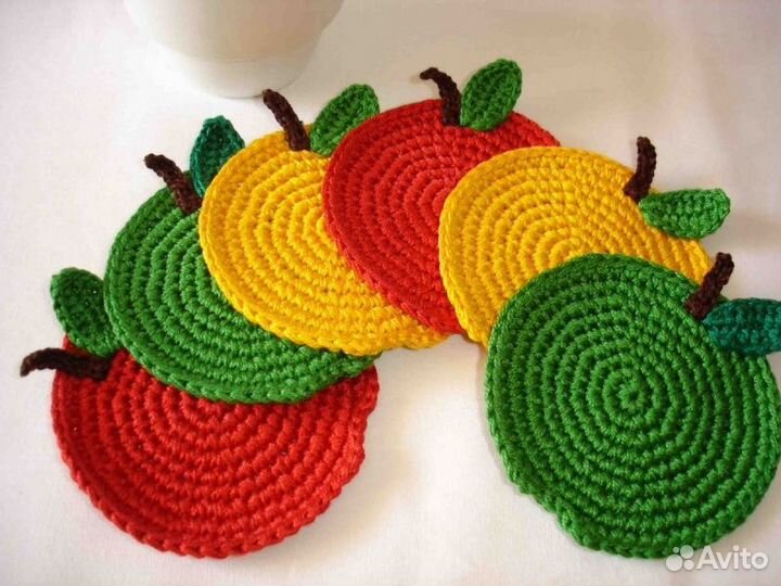 Вязаная подставка под горячее, прихватка