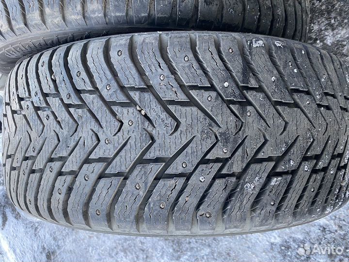 Nokian Tyres Hakkapeliitta 8 SUV 275/45 R21