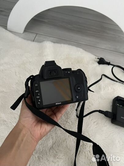 Зеркальный фотоаппарат nicon d3000