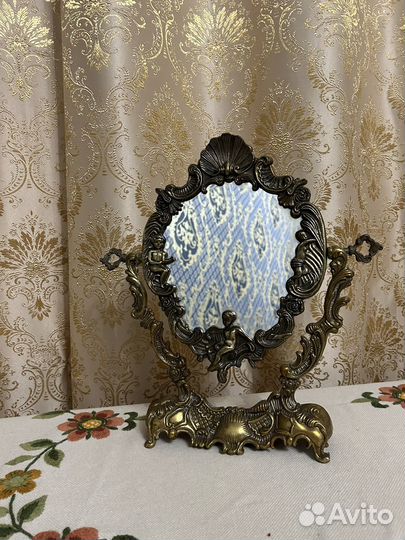 Зеркало в бронзе