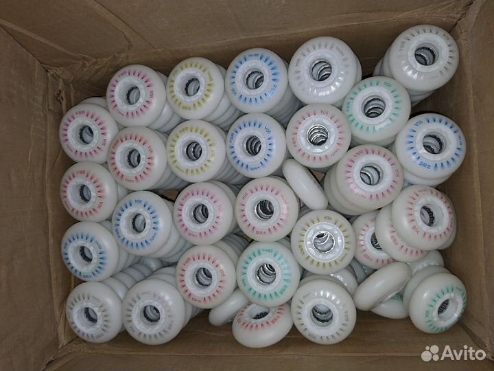 Светящиеся колеса для роликовых коньков