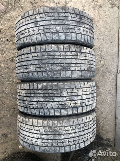 Dunlop Graspic DS3 215/50 R17
