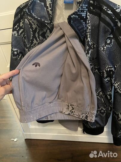 Спортивный костюм adidas