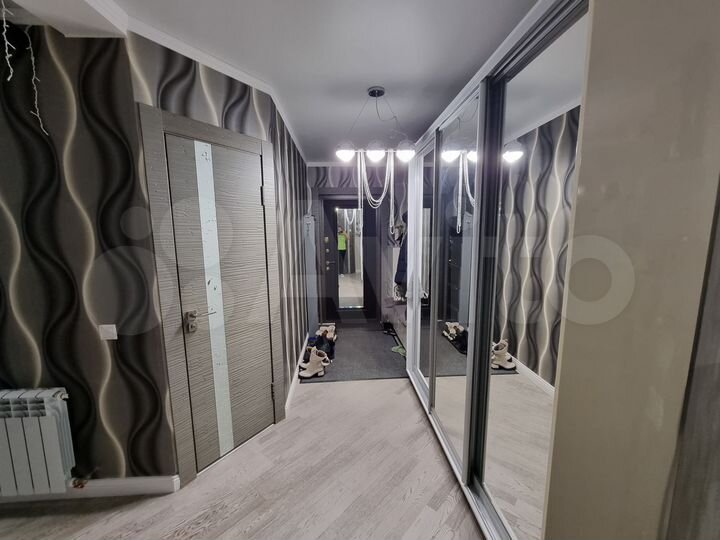 3-к. квартира, 102,7 м², 15/17 эт.