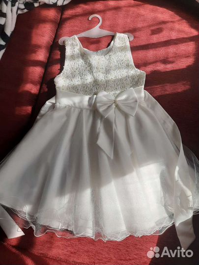 Платье нарядное