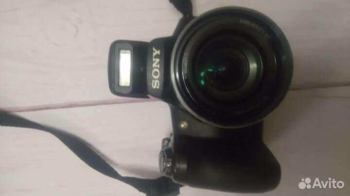 Цифровой фотоаппарат Sony Cyber-shot DSC-HX1