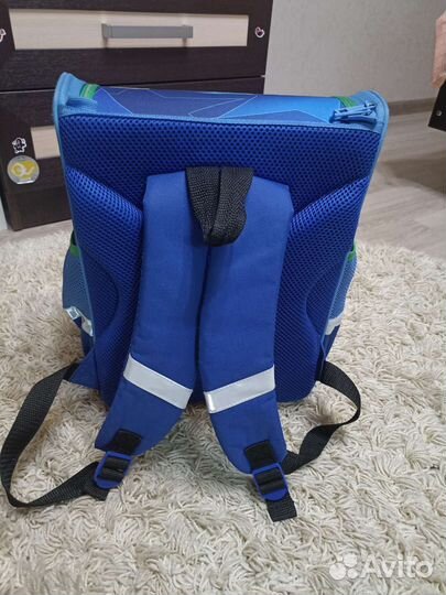 Рюкзак школьный