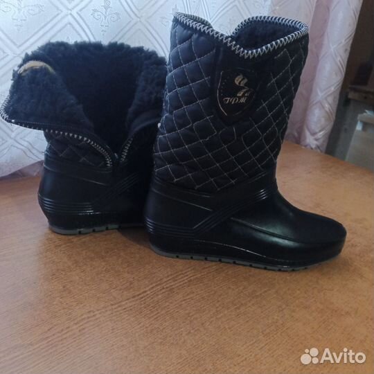 Сапоги резиновые, раз. 37,в хорошем состоянии