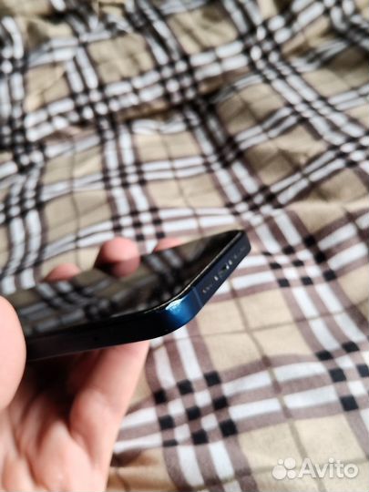 iPhone 12, 64 ГБ