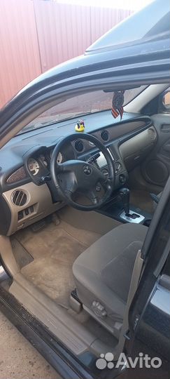 Mitsubishi Outlander 2.4 AT, 2003, битый, 182 000 км