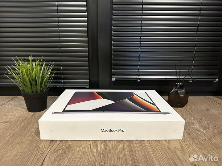 Apple MacBook Pro 16 Space Grey M1 16GB 512GB