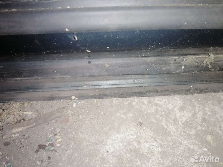 Дверь задняя правая mazda 929 HC