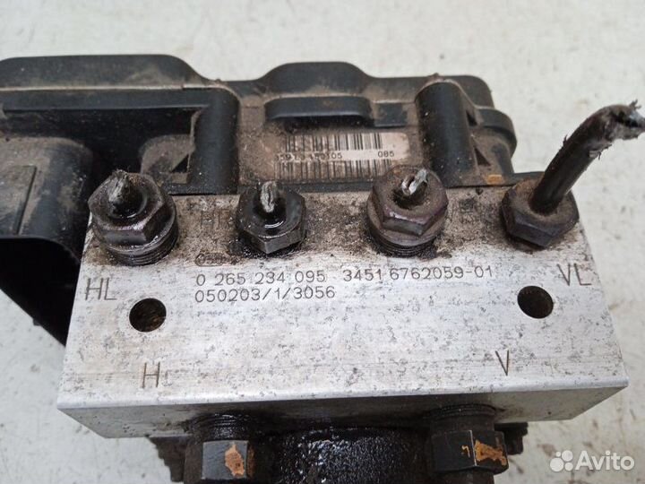 Блок ABS (насос) Bmw X5 E53 4.4 2005