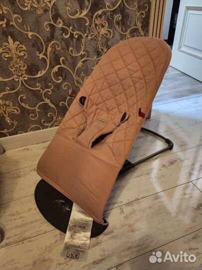 Шезлонг baby bjorn