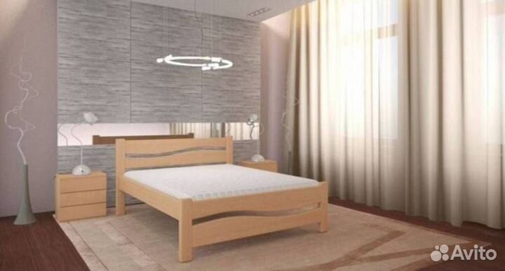 Кровать из дерева