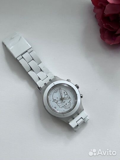 Swatch full blooded white skull svcw4000AG белые с