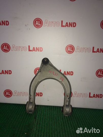 Рычаг верхний передний правый Mercedes-Benz E320