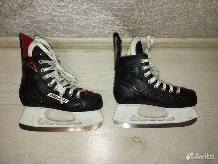 Хоккейные коньки bauer