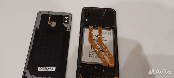 Samsung Galaxy A20 2019 (сломан)