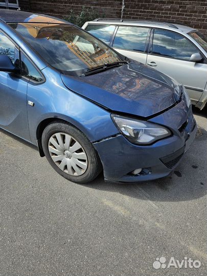 Opel Astra GTC 1.4 AT, 2013, битый, 186 000 км