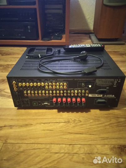 NAD T 747