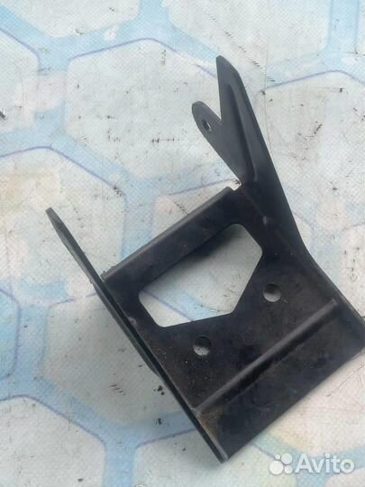 Кронштейн (сопут. товар) 06A103309AS