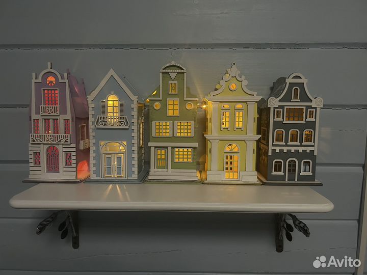 Интерьерный домик с подсветкой