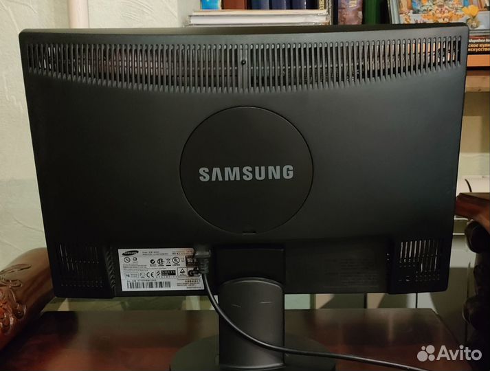 Монитор для компьютера