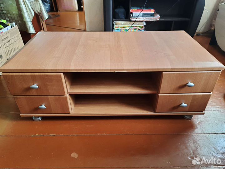 Тумба под телевизор