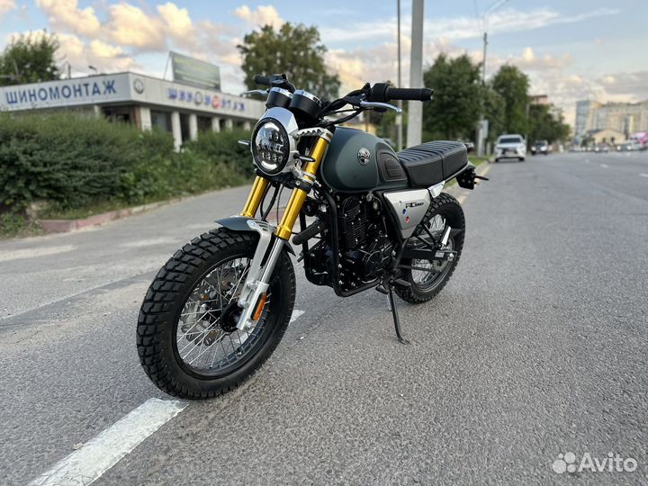 Новый мотоцикл racer triumph 250 2023
