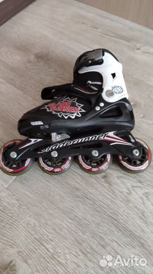 Продам роликовые коньки bladerunner