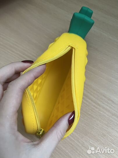 Пенал-тубус односекционный Ананас