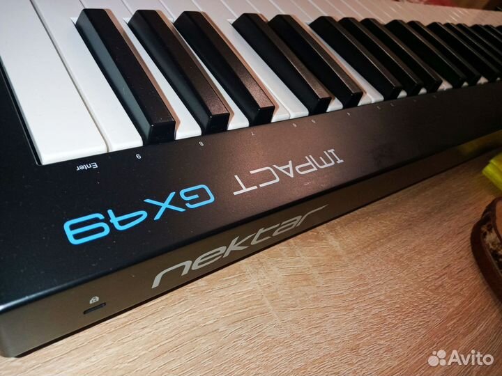 Миди клавиатура Nektar impact GX49, контроллер