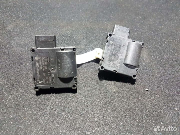 Моторчик заслонки печки audi a6 c6