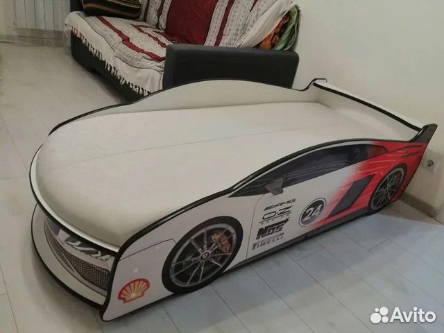 Кровать машина Ламба