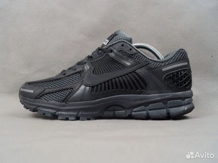 Nike Air Zoom Vomero 5 оригинального качества