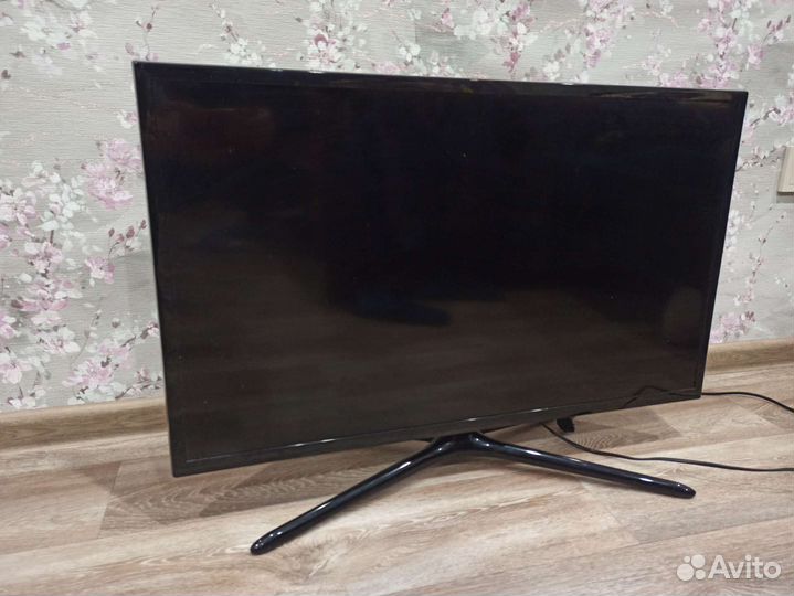 Телевизор Samsung 32