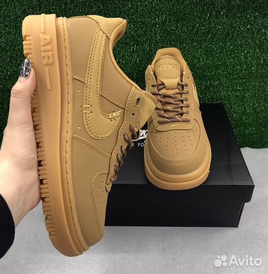 Nike Air Force 1 Luxe Low / Кроссовки мужские