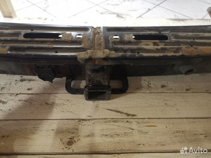 Усилитель бампера Cadillac Escalade gmt 900