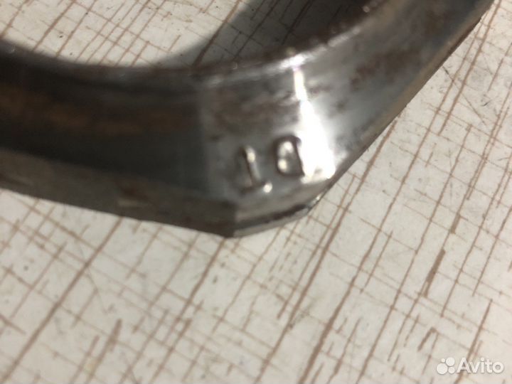 Гайка ступицы оси полуприцепа