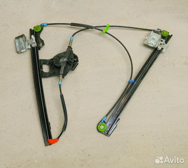 Стеклоподъемник передний левый VW Golf 3 Topran