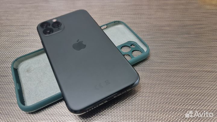 iPhone 11 Pro, 64 ГБ